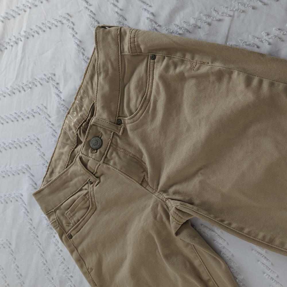 Khaki pants